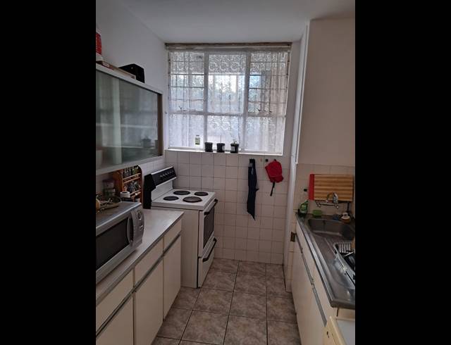 1 BEDROOM APARTMENT FOR SALE IN BEDFORD GARDENS